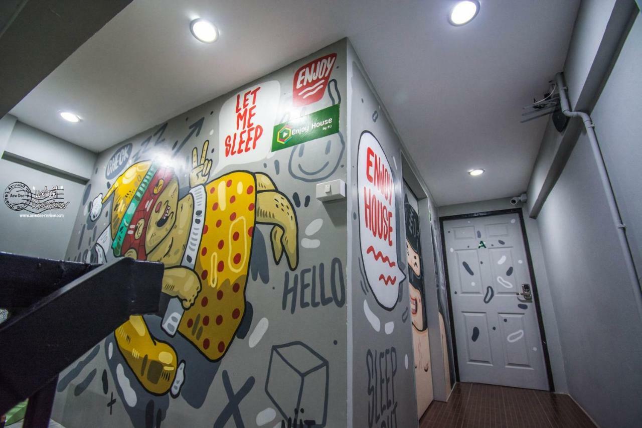 Enjoy House Hostel Chiang Mai Bagian luar foto